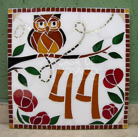 Número de mosaico com coruja